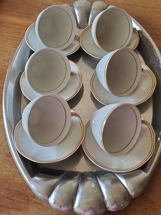 Set ceșcuțe cafea porțelan alb cu margine aurie