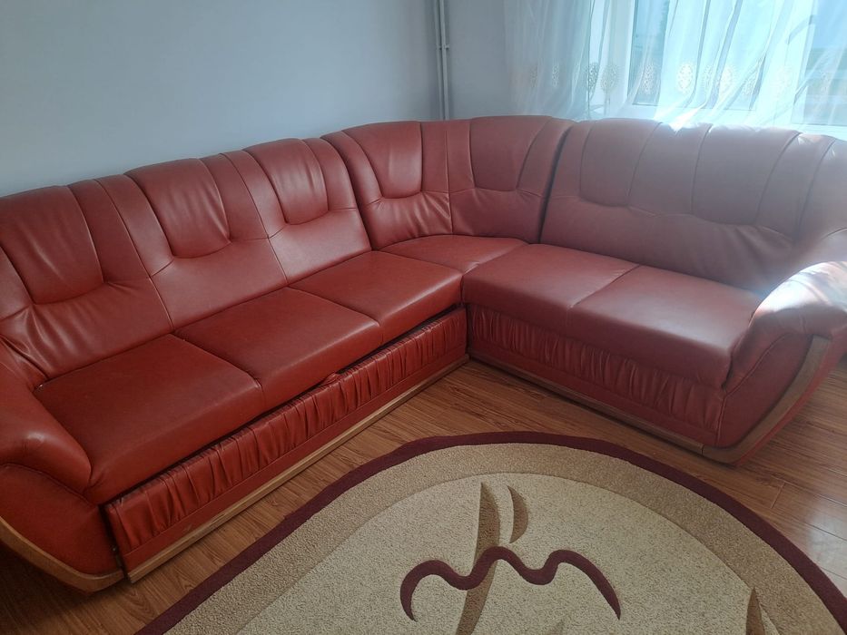 Vând canapea, colțar