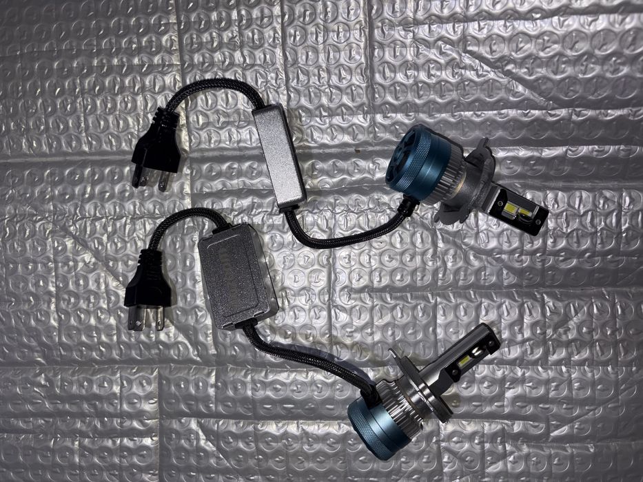 Продам LED светодиодные лапмочки от Aozoom