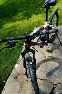 Bicicleta MTB Genesiss 1050 lei
