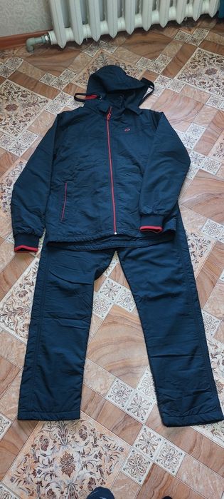 Продам костюм спортивная мужской зимний