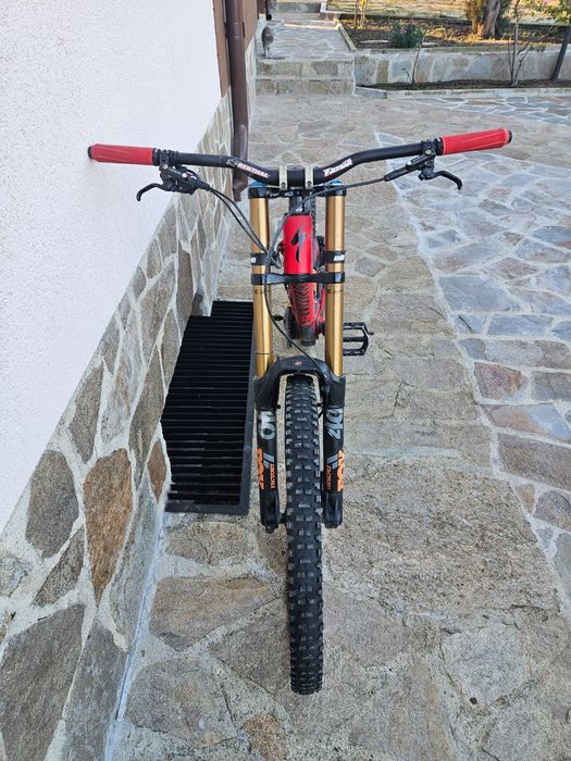 S-works demo 8 full carbon limited edition