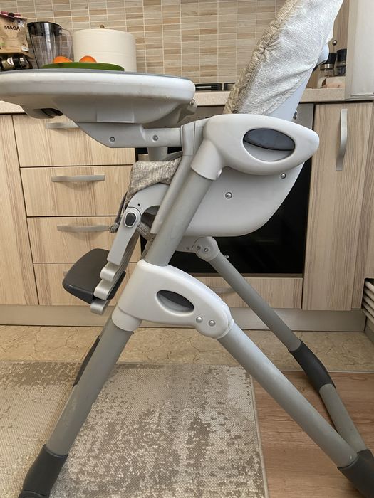 Masa ( scaun ) pentru Bebe Joie