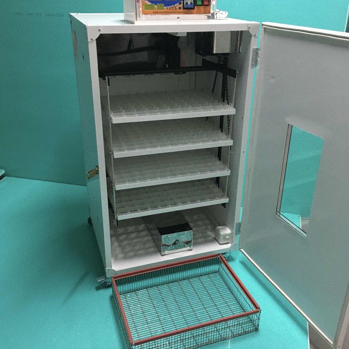 Инкубатори за птици