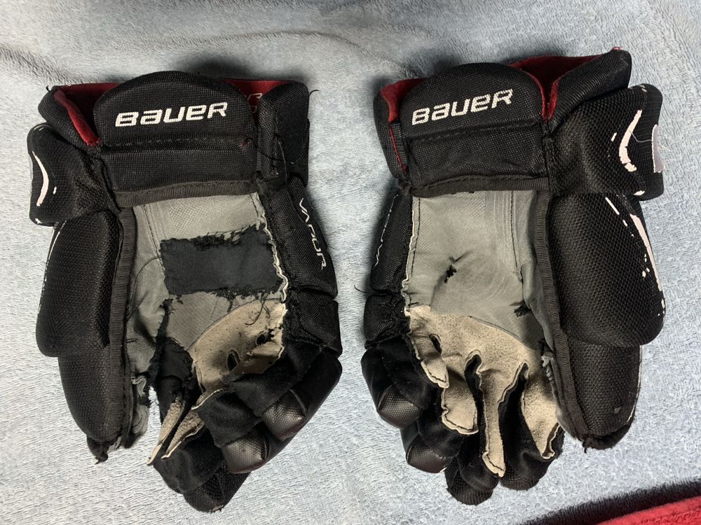 Перчатки, краги хоккейные Bauer