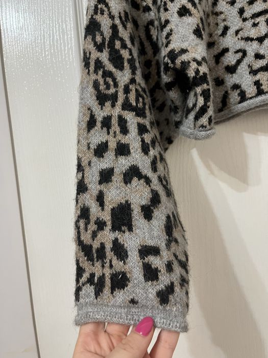Pulover animal print Zara, nou cu eticheta, S