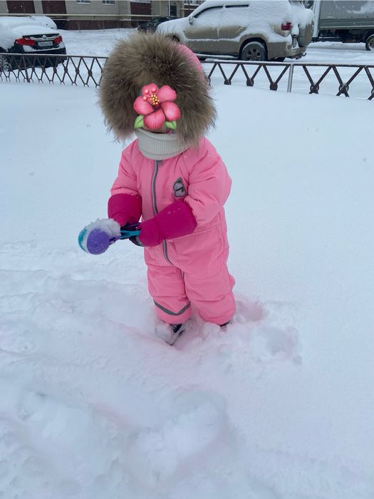 Продам зимний комбинезон для девочки фирмы Arctland