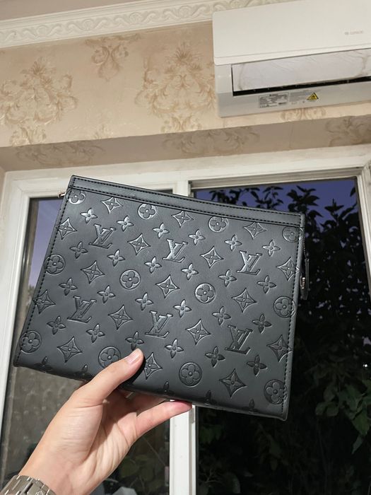 Sumka Louis Vuitton yangi