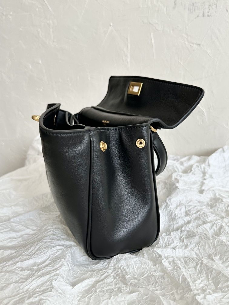 Geanta Balenciaga Rodeo 23 cm, Premium