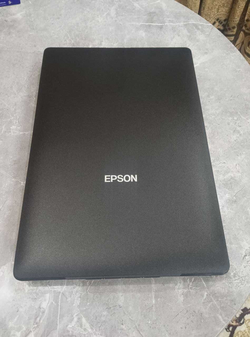Сканер Epson Perfection V39 ll