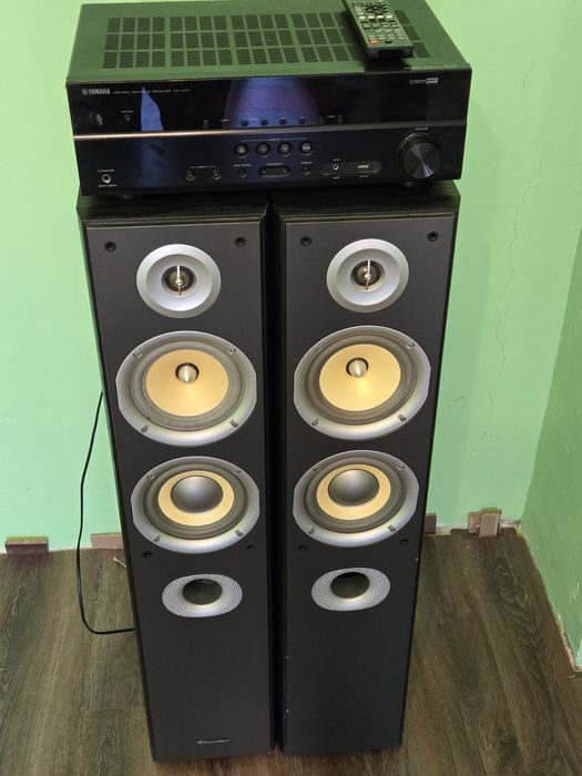 Ресийвър 4K Yamaha RX-V377, 5 канали, 500W с 2 колони thunder ths-8000