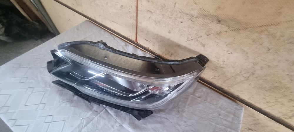 Far stanga honda cr v