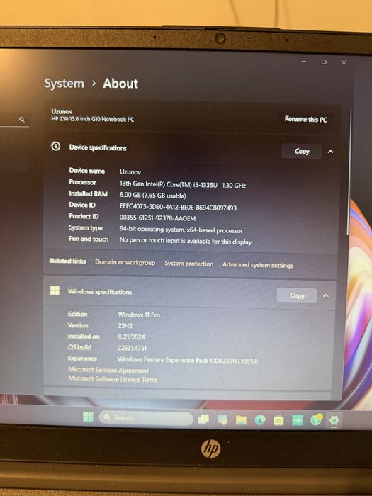 Лаптоп HP 250 15,6” G10 , 13th Gen INTEL Core i5 512 SSD