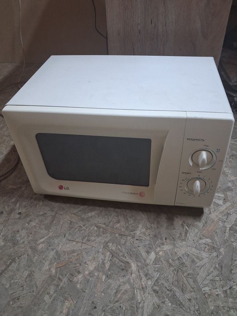 Продам рабочую микроволновку