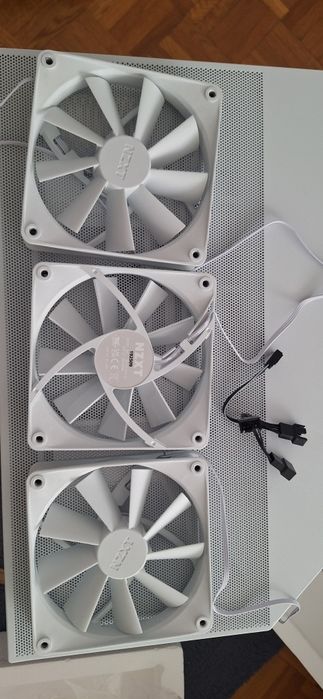 Kit 3 ventilatoare NZXT noi white non-rgb