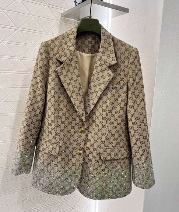 Уникален комплект gucci