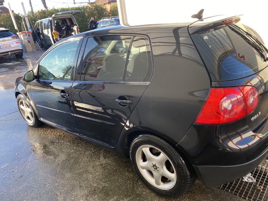 Volkswagen Golf 5 – 1.9 TDI, 90 CP – 2008