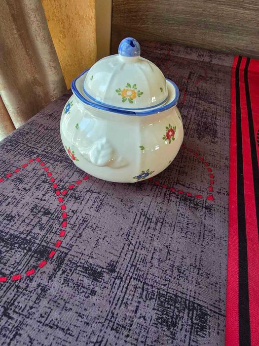 Винтидж буркан/захарница от Zeller Fayencerie, Германия