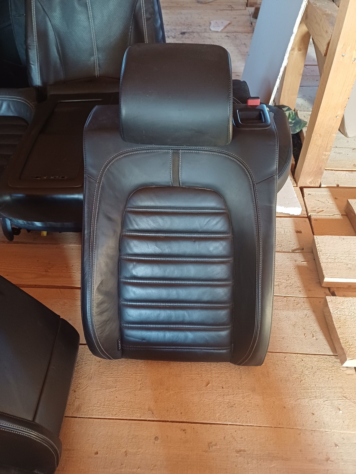 Bancheta piele passat CC