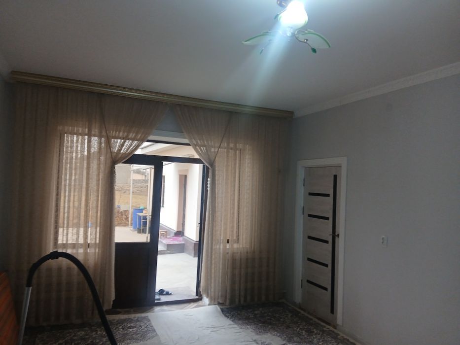 21 sotik, 9 xonali uy sotiladi