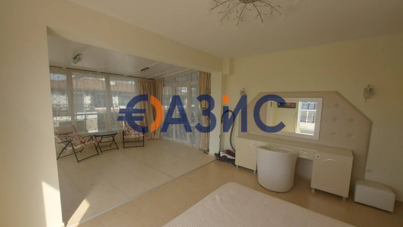 Продава се Четиристаен апартамент в Поморие - 160 кв.м за 1375 €/кв.м - Снимка #5