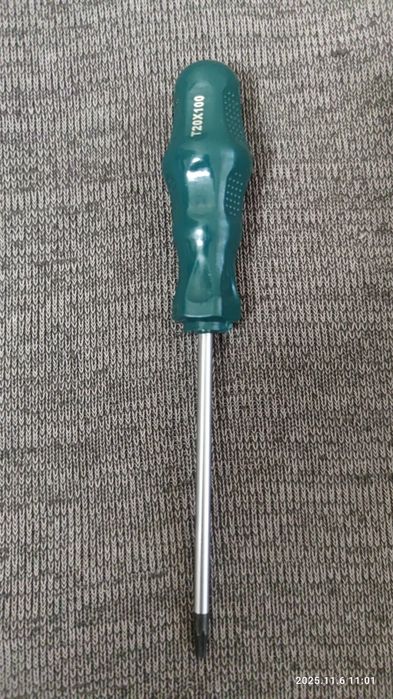 Защитные очки для слесарных работ