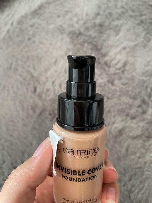 Catrice фондьотен