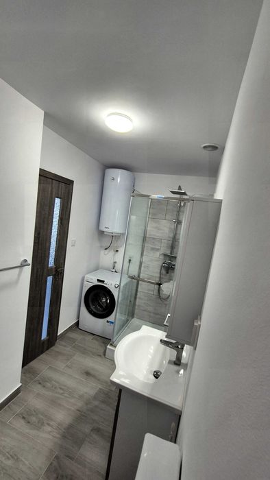 Inchiriez apartament Hașdeu, 2 dormitoare plus living nou renovat.