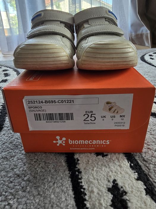 Sandale Biomecanics 25