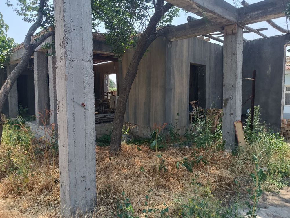 Продам дачу на Паркенте (Навбахор). 6 соток