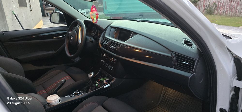 Vând bmw x1   xdrive 2014