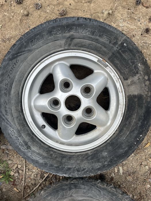 Оригинални джанти + гуми Land Rover 235/70 R16