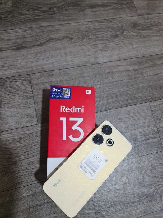 Продаётся телефон REDMI 13 256/8 gb память
