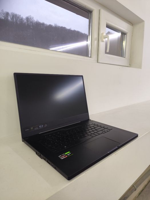 ASUS ROG Zephyrus G15