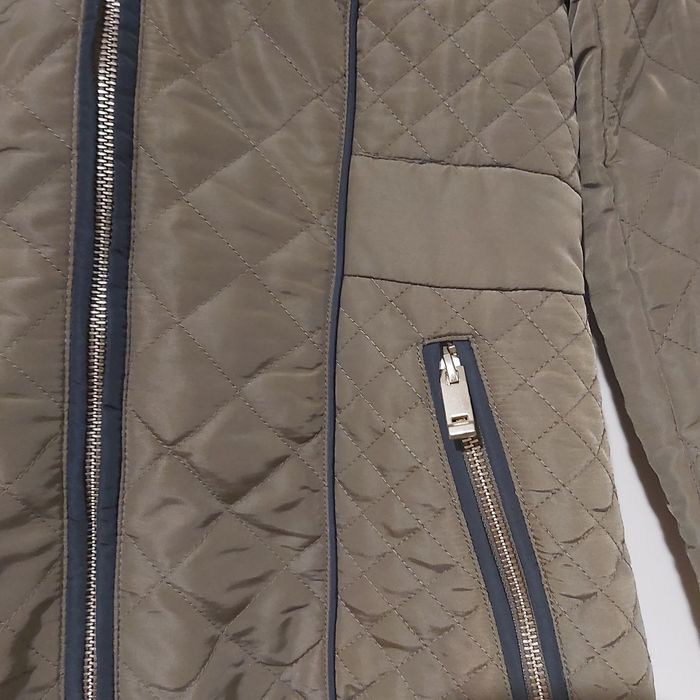 Geaca noua, marimea 36