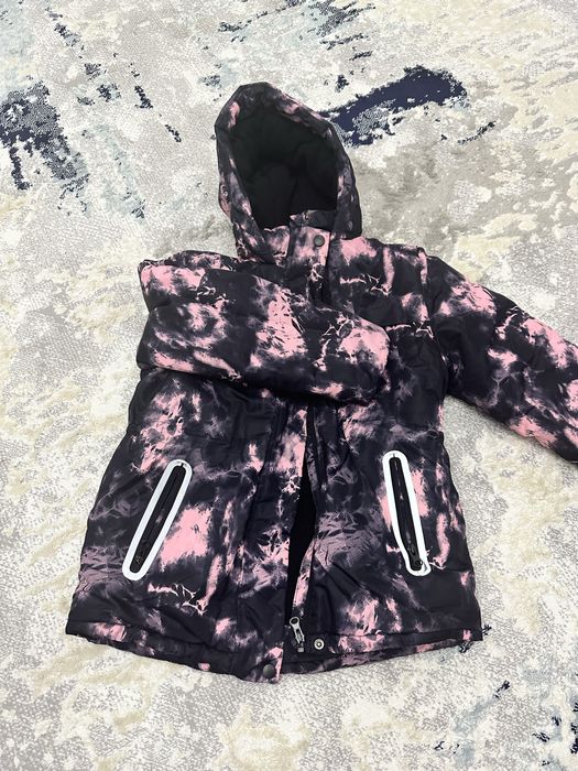 Детская куртка в отличном состоянии