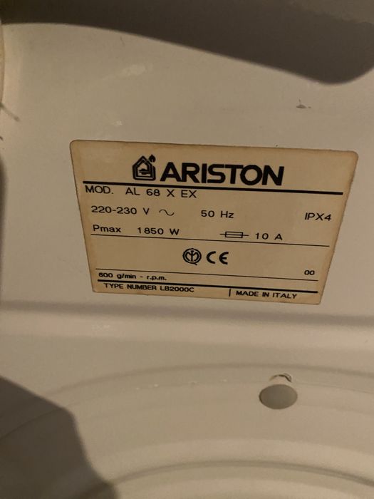 Пералня  Ariston