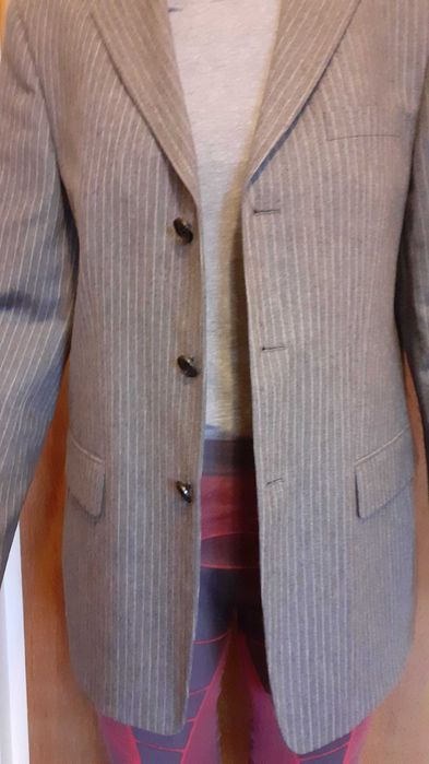 Hugo Boss sacou barbatesc nou