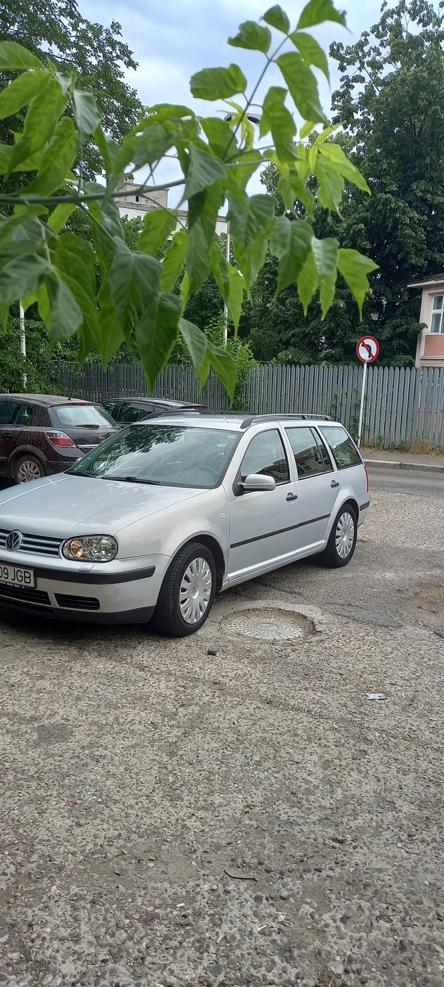 Volkswagen golf  4