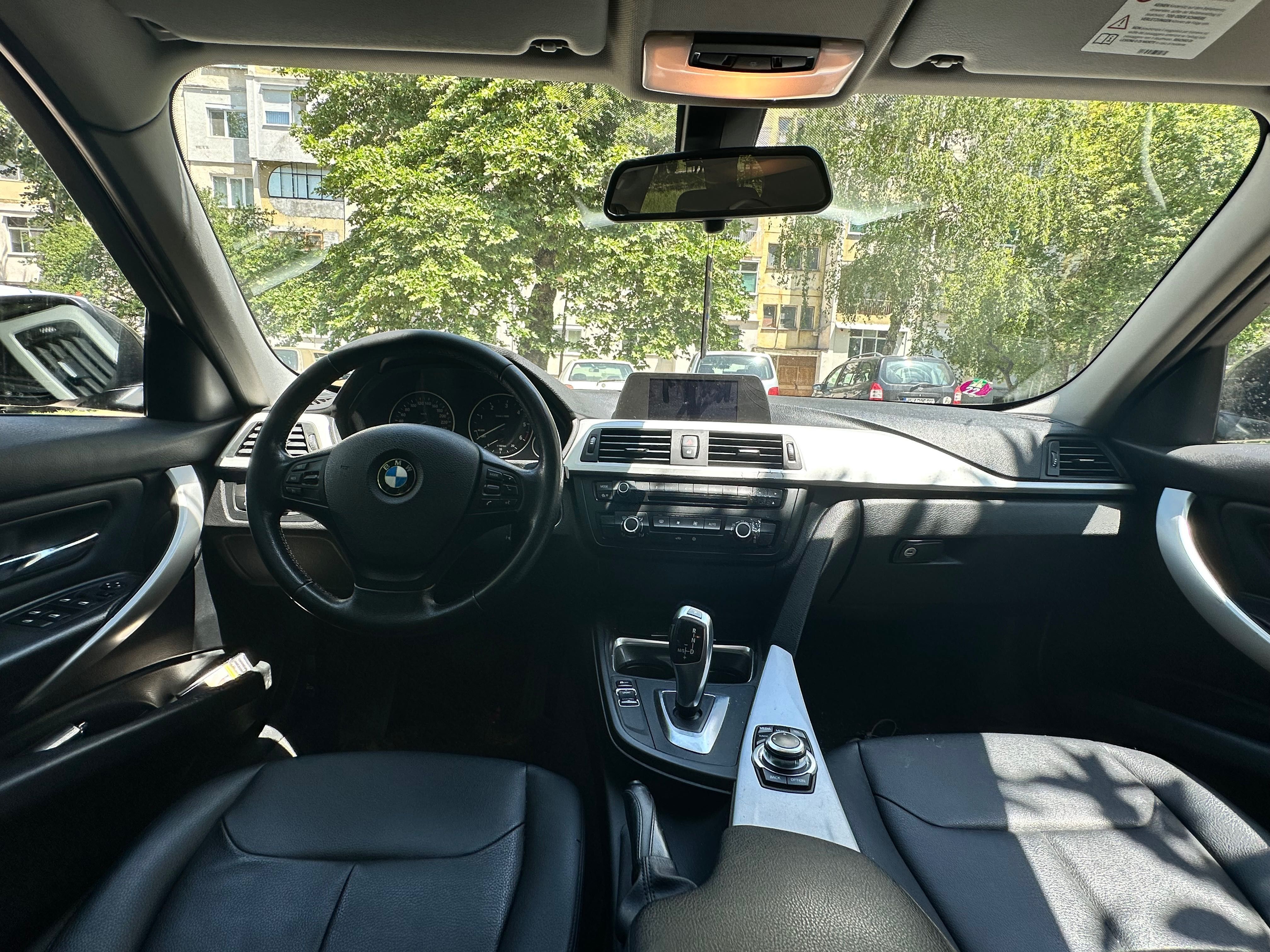 BMW 320 f30 2012