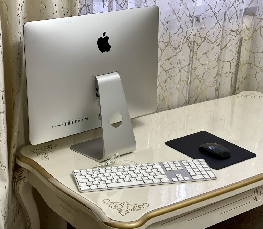 Топовый iMac 21,5 / 2015г/ SSD:256Gb/ Core i5