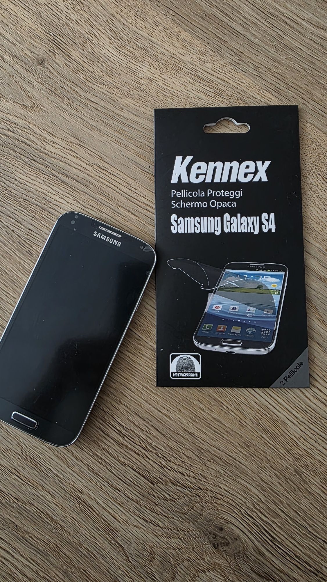 Смартфон Samsung Galaxy S4