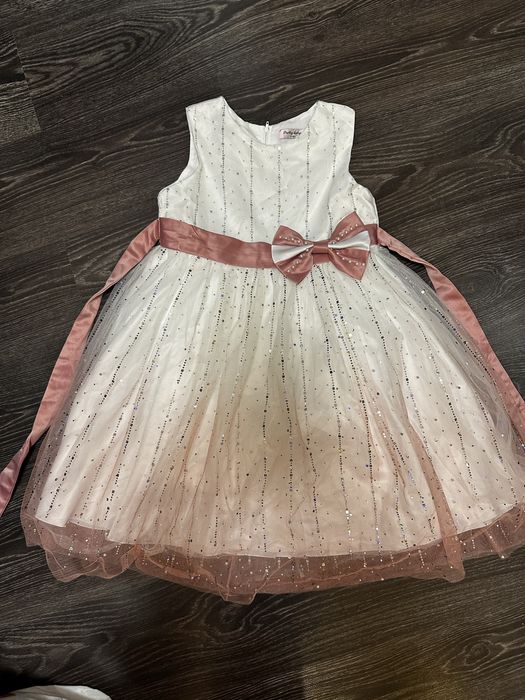 Рокли за момиче-Различни размери