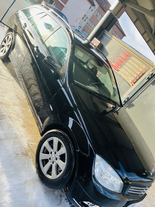 Mercedes c220 blueEFFICENCIY