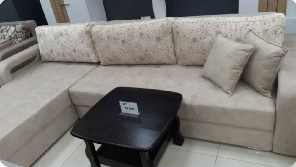 Продам срочно диван