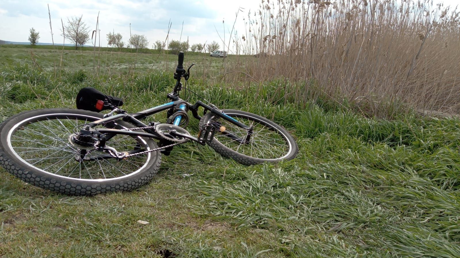 Vând bicicleta în stare foarte bună de funcționare.