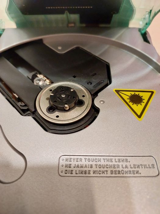 CD-Player Tevion MD7894. ESP, Anti-Rolling Sistem, Bass Boost.