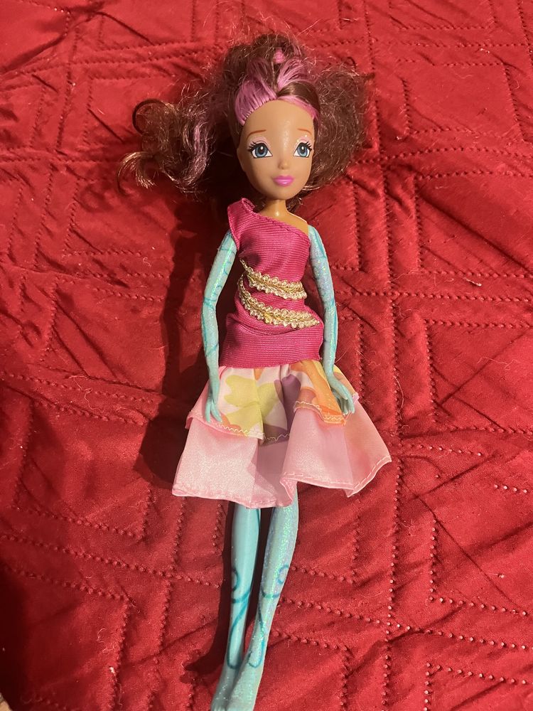 Papusa Winx doll