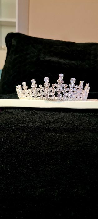 Diademă placată cu argint