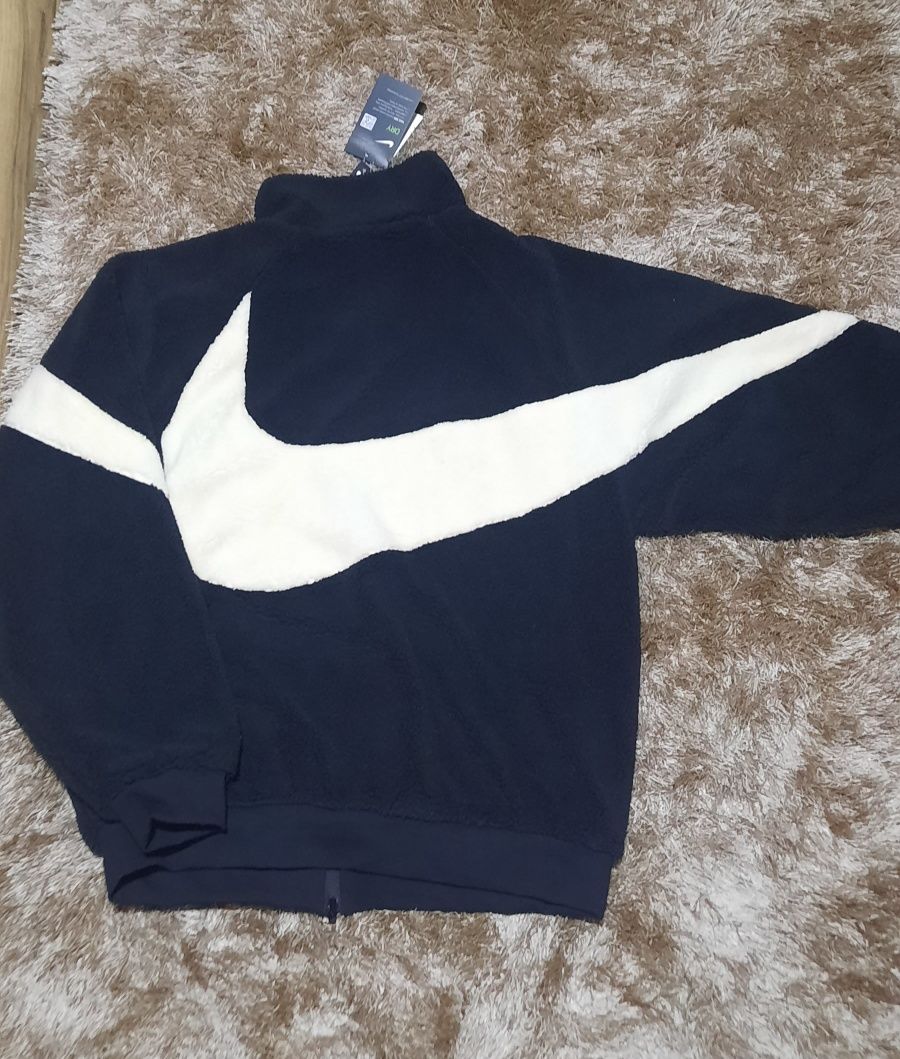 Nike Reversible Fleece